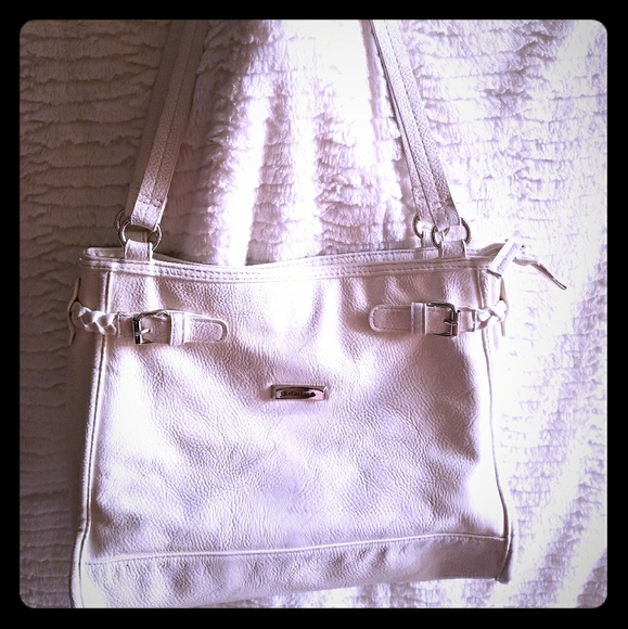 Lg soft white leather purse - Picture 1 of 5